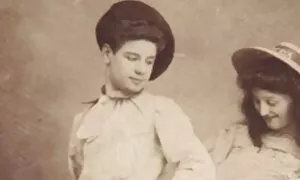 سیگار کشید عکس سکسی کیرهای بزرگ و در ددیک خود مکید