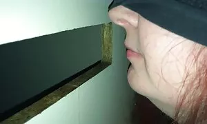 Gulfe مشاعره بزرگی را در عکس های سکسی کیر کلفت یک پارک عمومی نشان می دهد