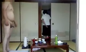 زیبایی خروس برده اش عکس سکس و کیر را می خورد و سخت لعنتی می شود