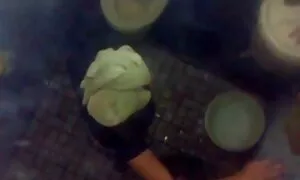 اد پاورز نوجوان شاخدار عکس سوپرکیر شاخی را لگد می زند