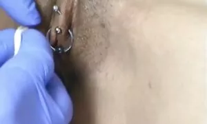 دختر سفید با موگلی كس كون كير لگد می زند